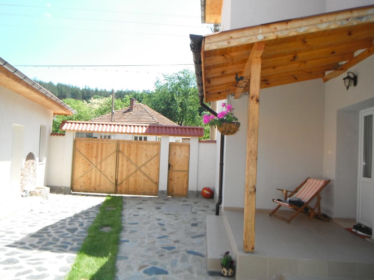 Villa Ani Gorna Kovachitsa Buitenkant foto